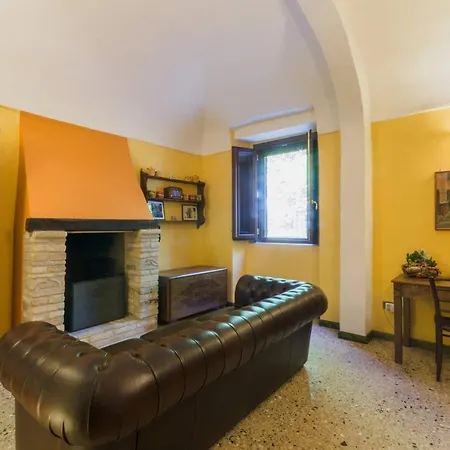 אכסניה Casa Berardi Residenza Storica אורטונה